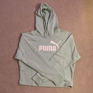 Puma - Mint Green Cropped Sweatshirt
